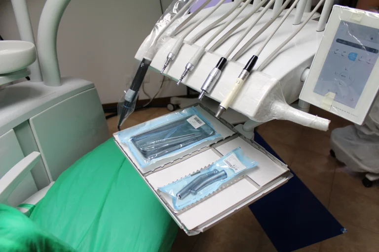 Sterilizzazione attrezzatura studio odontoiatrico dentista Dirodi (8)